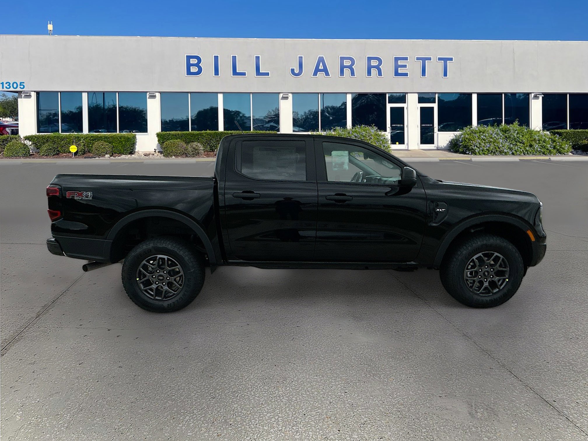 New 2025 Ford Ranger XLT w/ Equipment Group 301A High image 3