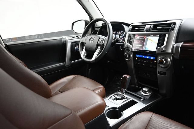 Used 2020 Toyota 4Runner Limited AWD/4WD image 18