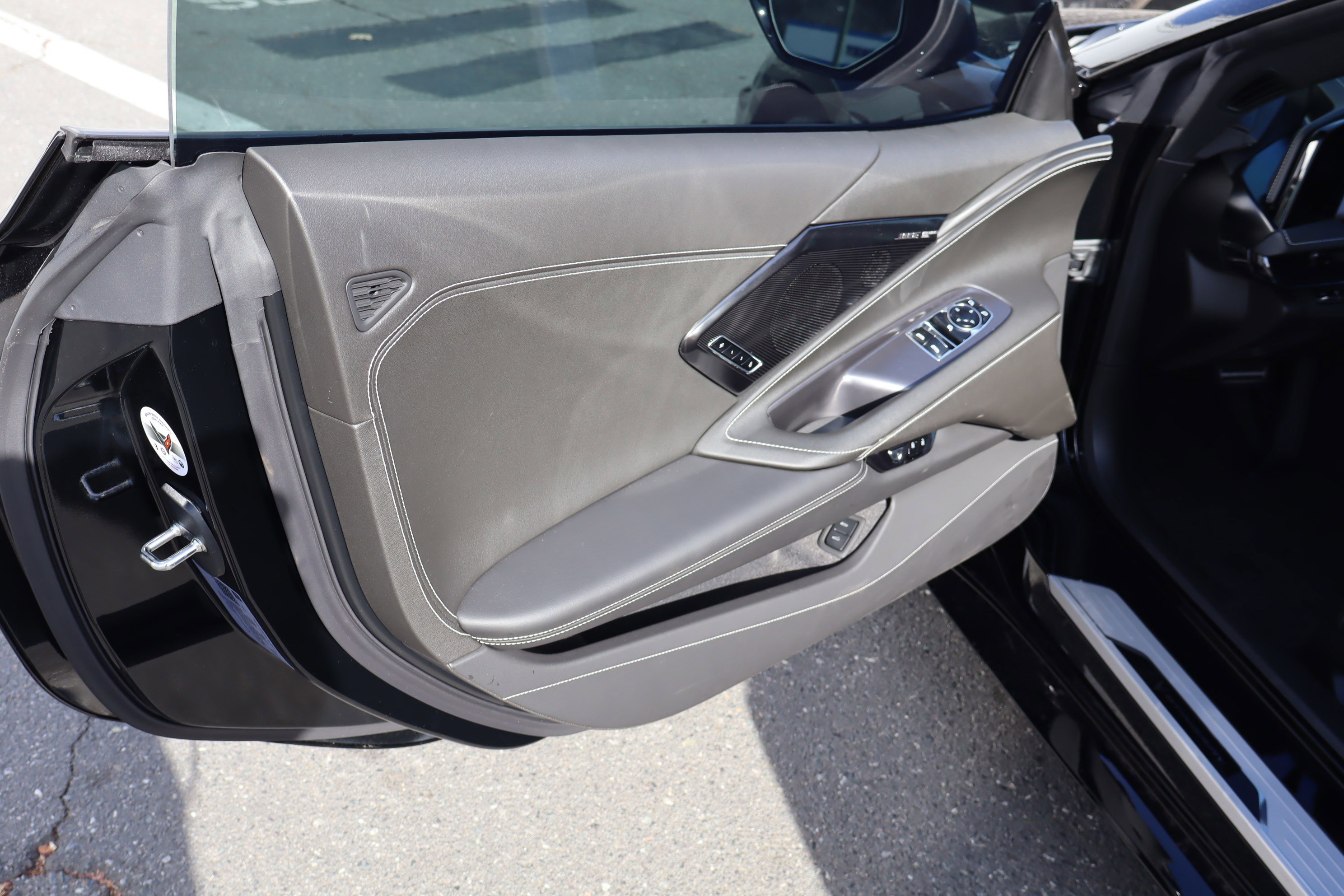 Used 2026 Chevrolet Corvette Stingray Preferred Cpe w/ Z51 Performance Package image 13