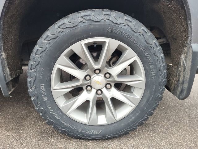 Used 2021 Chevrolet Silverado 1500 High Country w/ Safety Package II image 18