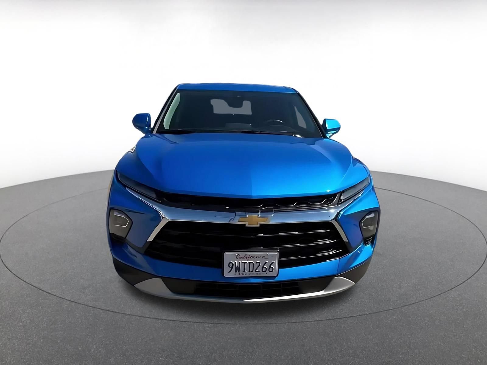 Used 2026 Chevrolet Blazer LT FWD image 4