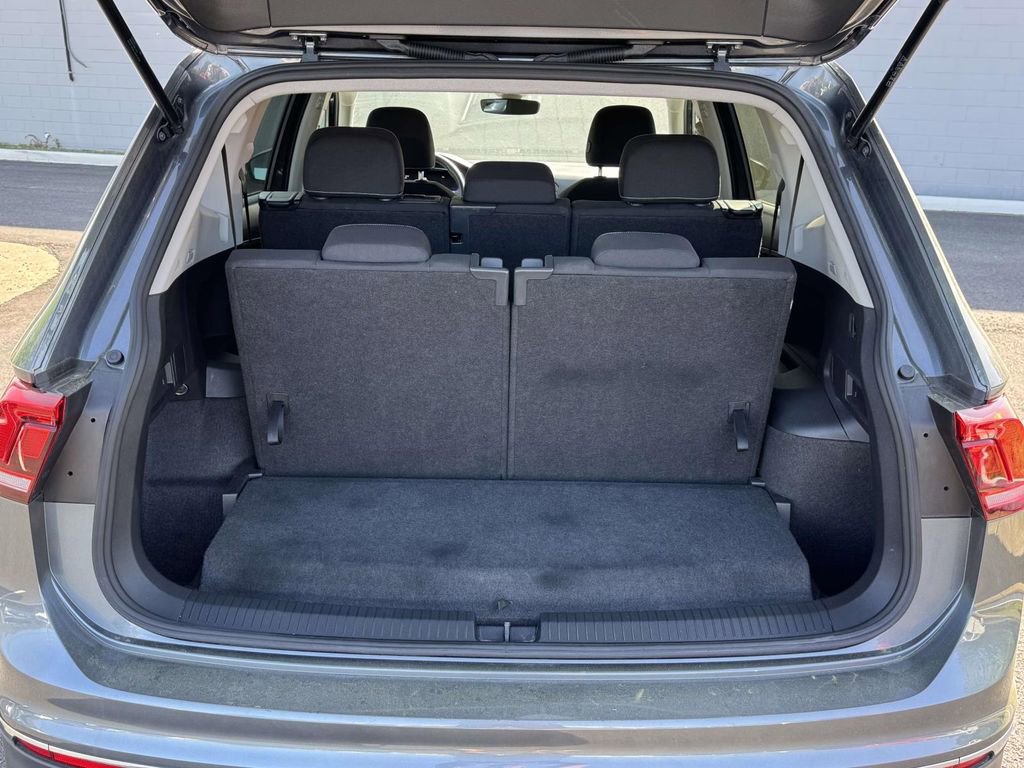 Used 2024 Volkswagen Tiguan S FWD image 15