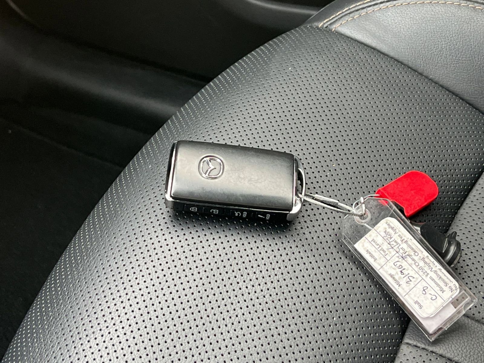 Used 2025 MAZDA CX-70 3.3 Turbo w/ Preferred Package image 22