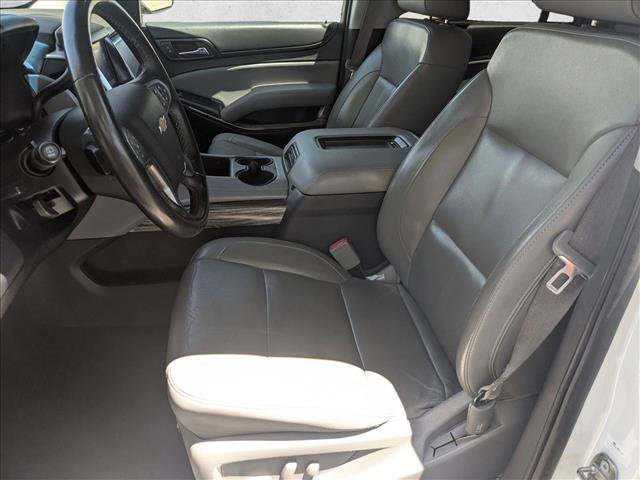 Used 2016 Chevrolet Suburban LT RWD image 15