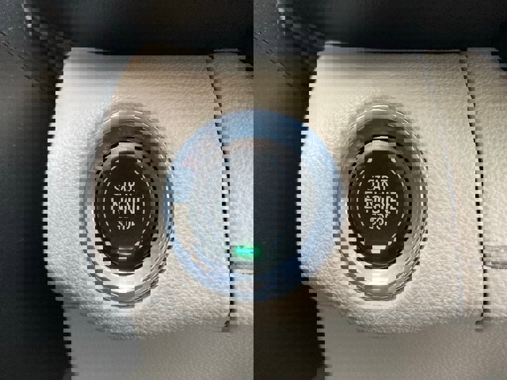 Used 2021 Buick Envision Essence image 20