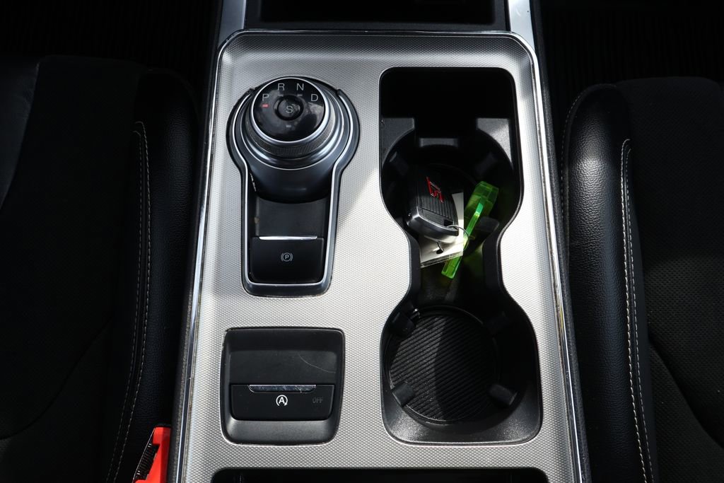 Used 2023 Ford Edge ST image 19