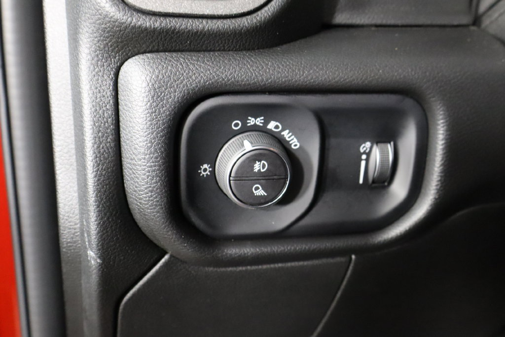 Used 2026 RAM 2500 Tradesman AWD/4WD image 19