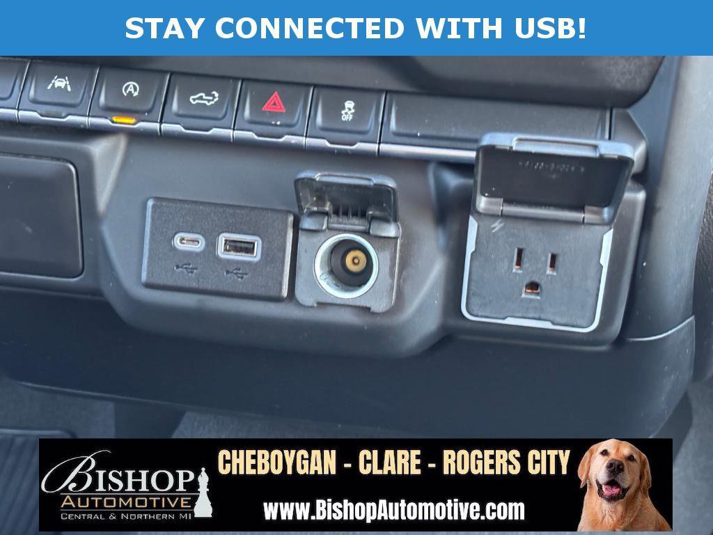 Used 2023 Chevrolet Silverado 1500 Custom image 14