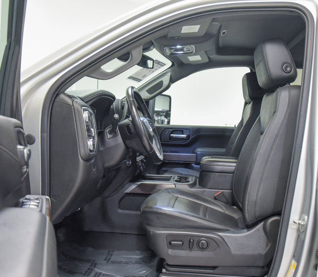 Used 2021 GMC Sierra 2500 Denali image 2
