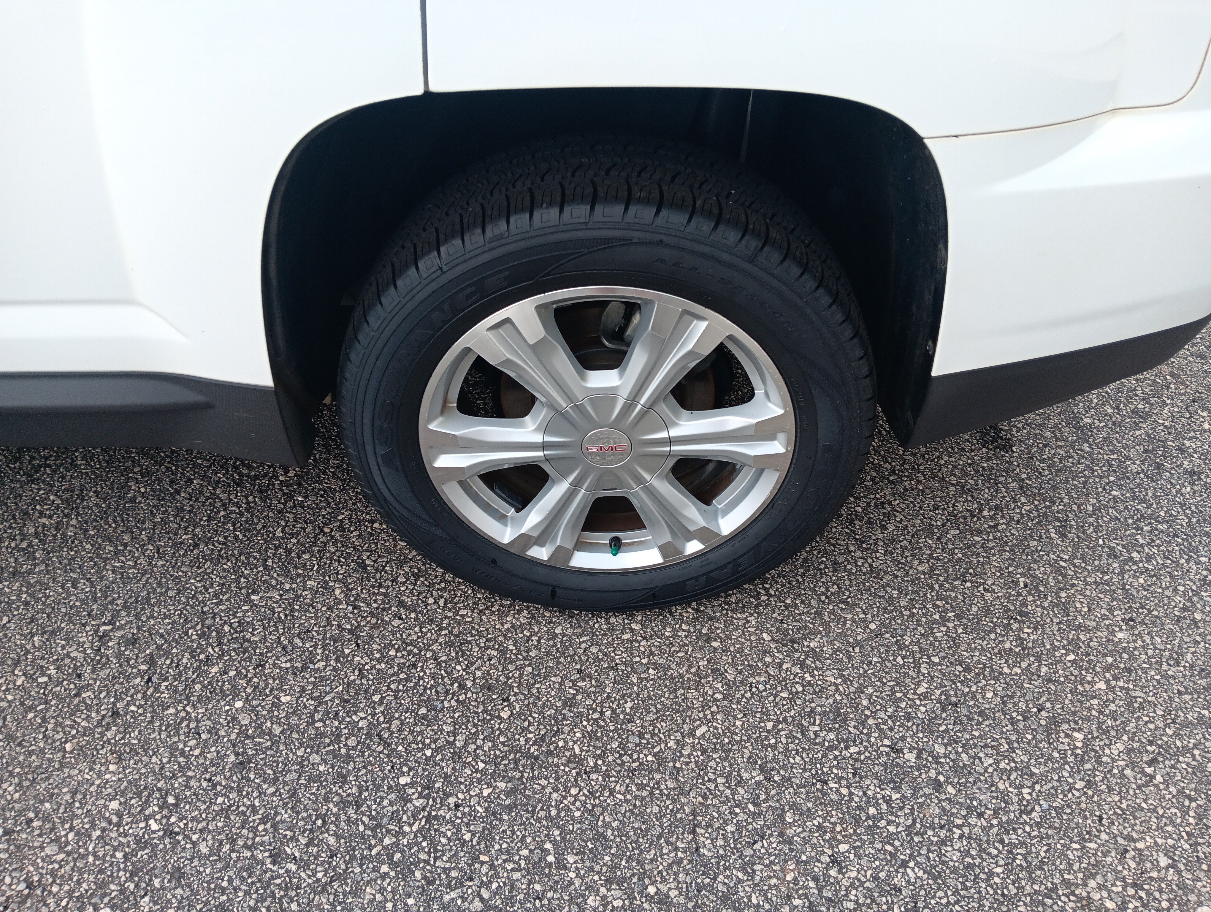 Used 2016 GMC Terrain SLT w/ Driver Alert Package I FWD image 4