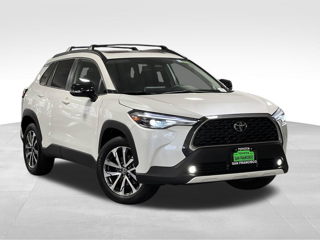 Certified 2025 Toyota Corolla Cross XLE w/ Convenience Package AWD/4WD image 7