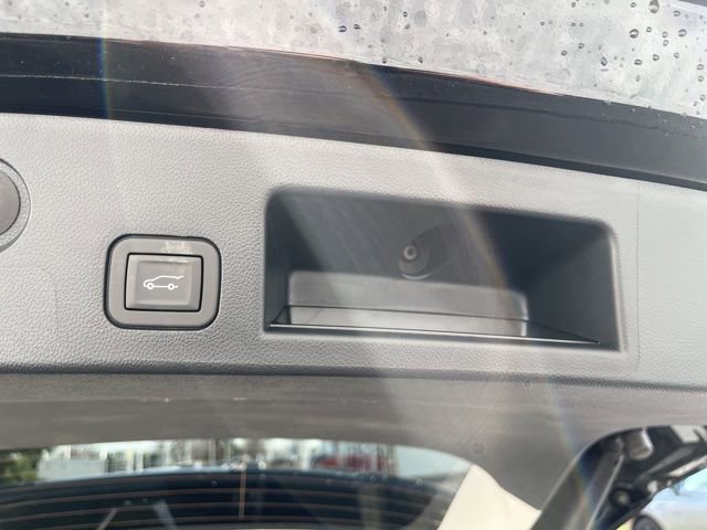 Used 2026 GMC Terrain Denali image 8