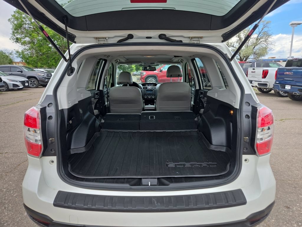 Used 2015 Subaru Forester 2.5i Touring AWD/4WD image 19