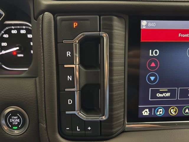 Used 2021 GMC Yukon Denali AWD/4WD image 18