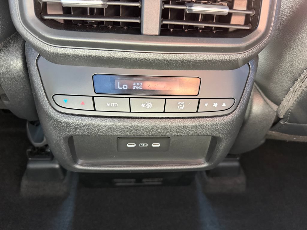 Certified 2024 Honda Pilot EX-L image 22