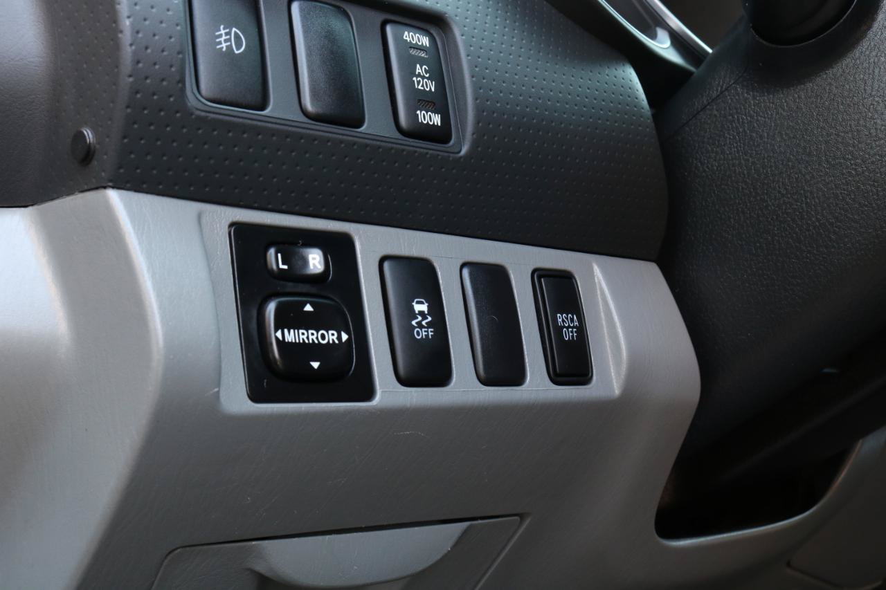 Used 2014 Toyota Tacoma 4x4 Double Cab w/ TRD Sport Package image 23