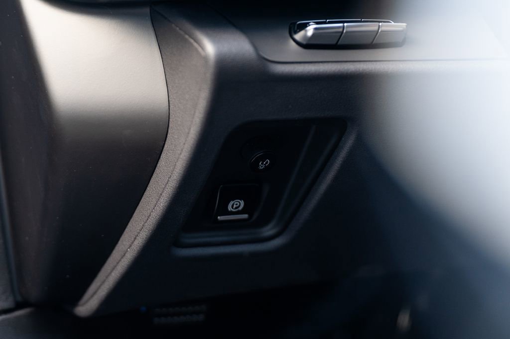 Used 2025 Chevrolet Corvette Z06 w/ Battery Protection Package image 30