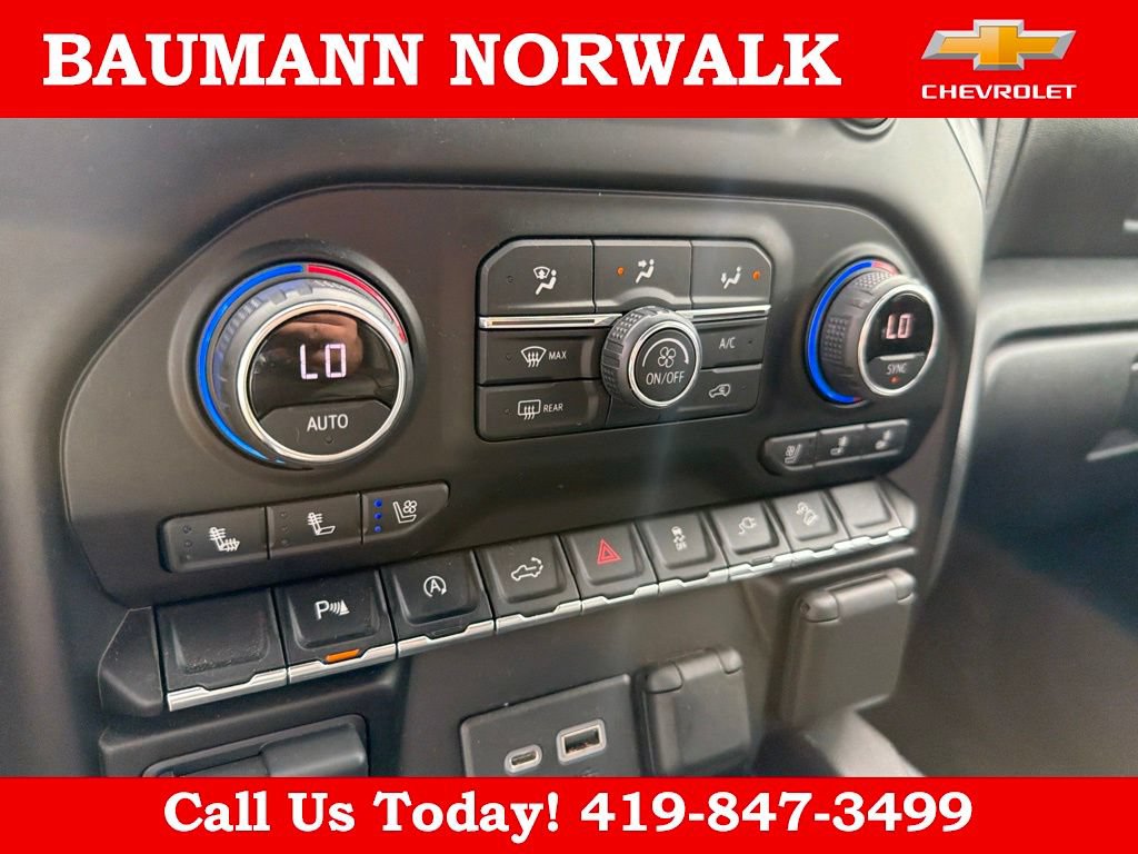 Used 2021 Chevrolet Silverado 1500 LTZ AWD/4WD image 22