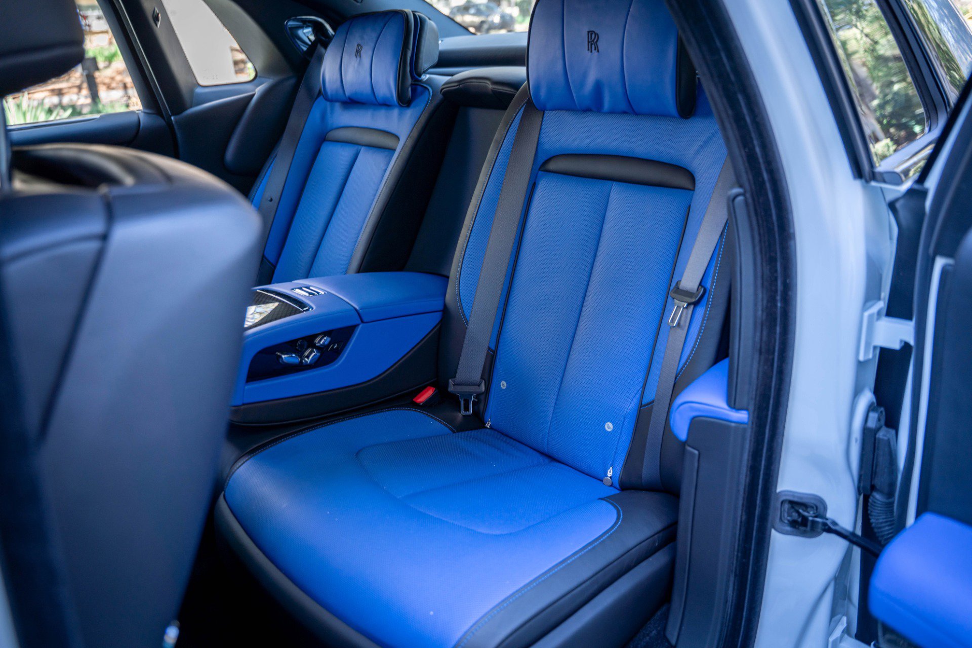 Used 2022 Rolls-Royce Ghost Black Badge image 61