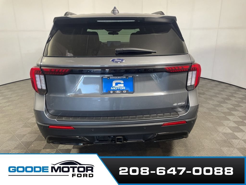 Certified 2025 Ford Explorer ST-Line AWD/4WD image 5