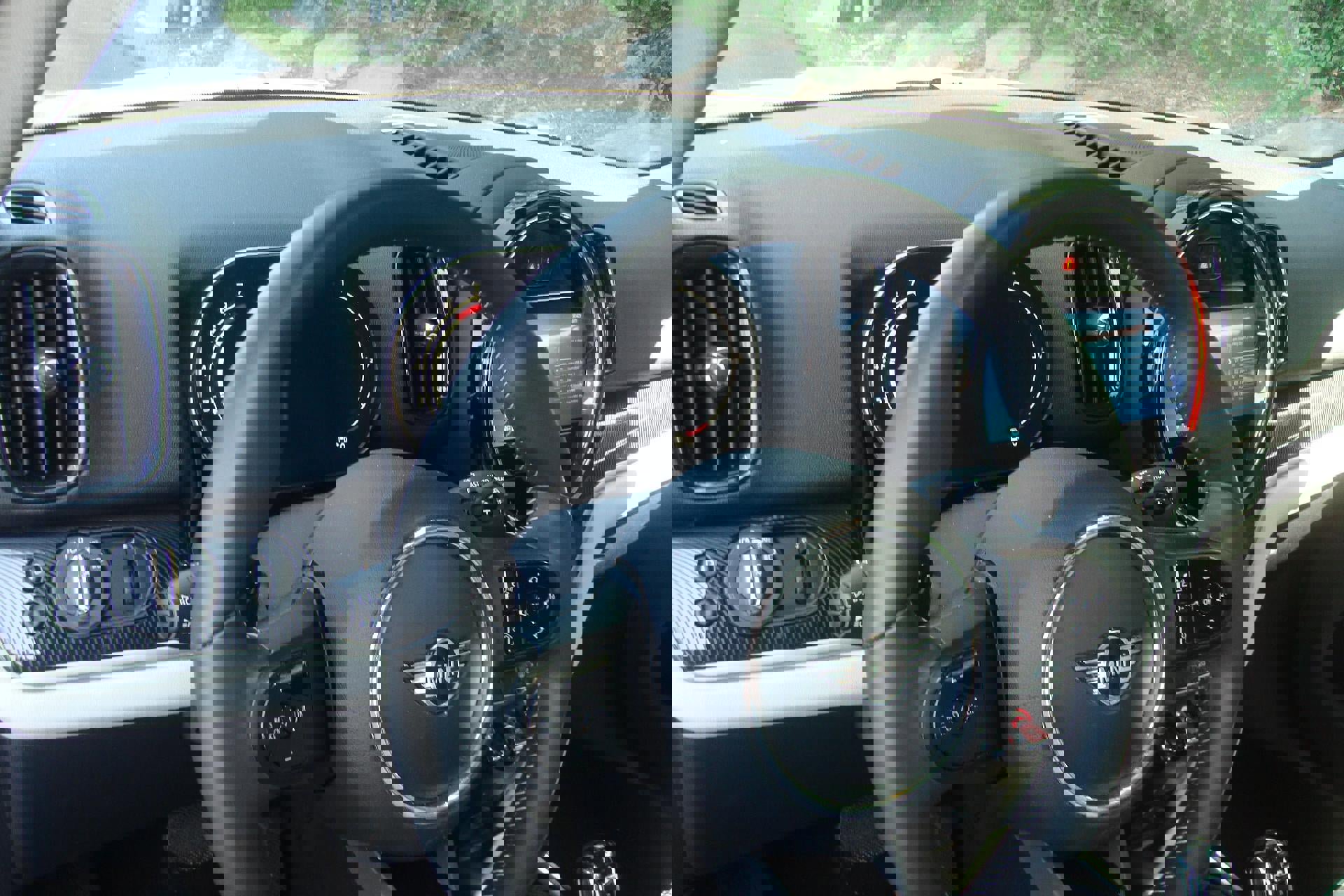 Used 2022 MINI Cooper Countryman S w/ Premium Package image 12