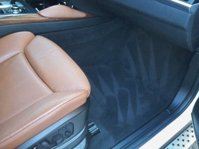 Used 2014 BMW X6 xDrive35i image 18