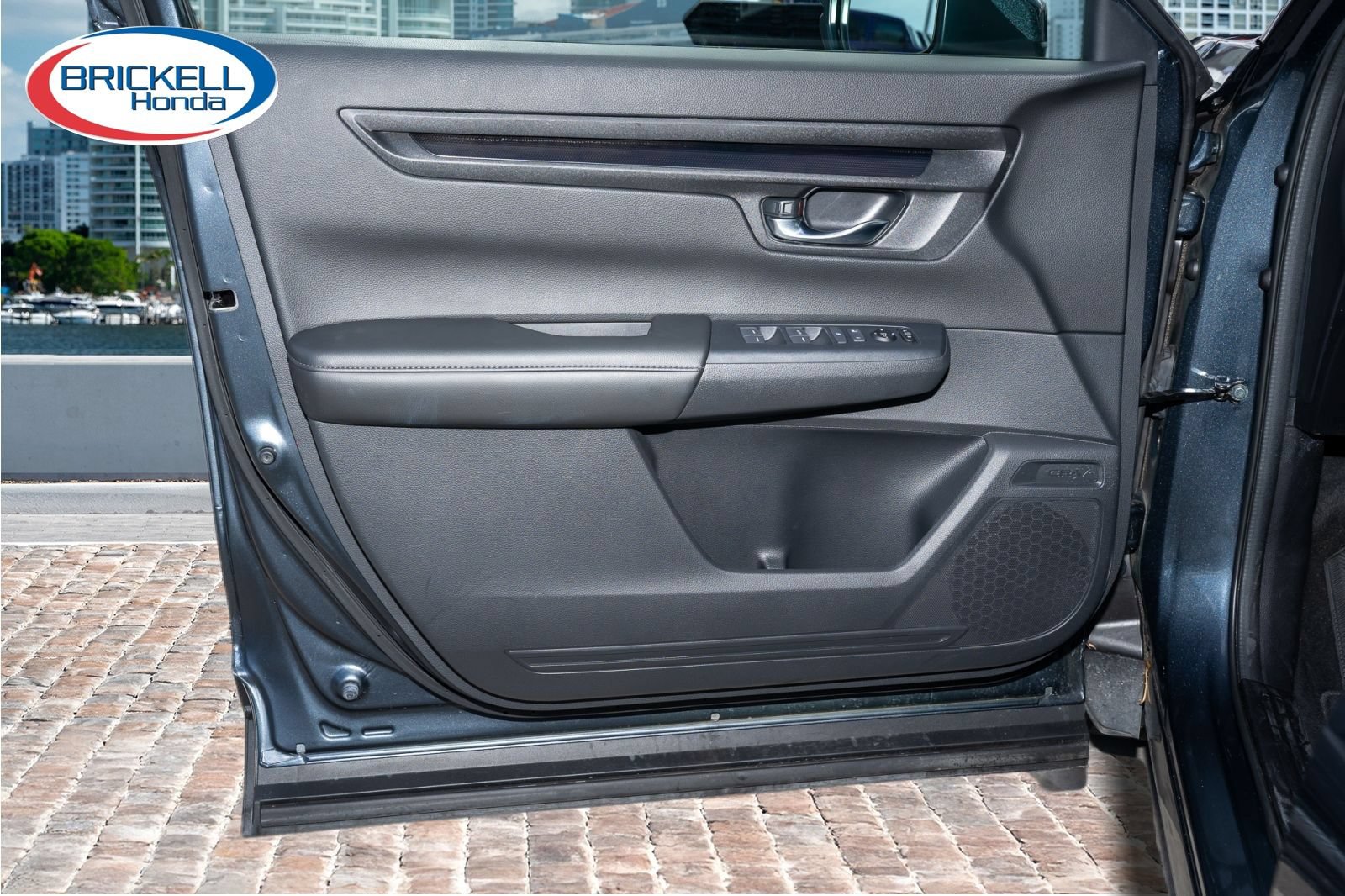 Used 2025 Honda CR-V LX image 11