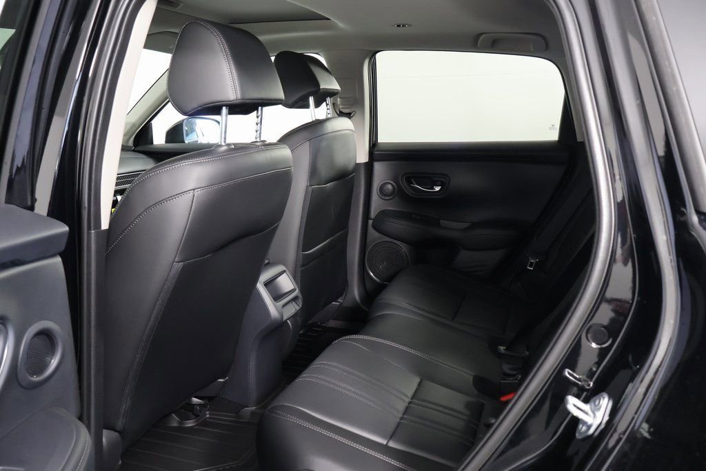 New 2026 Honda HR-V EX-L image 6