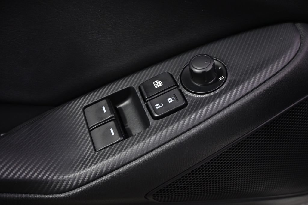Used 2024 MAZDA MX-5 Miata RF Club RWD image 29
