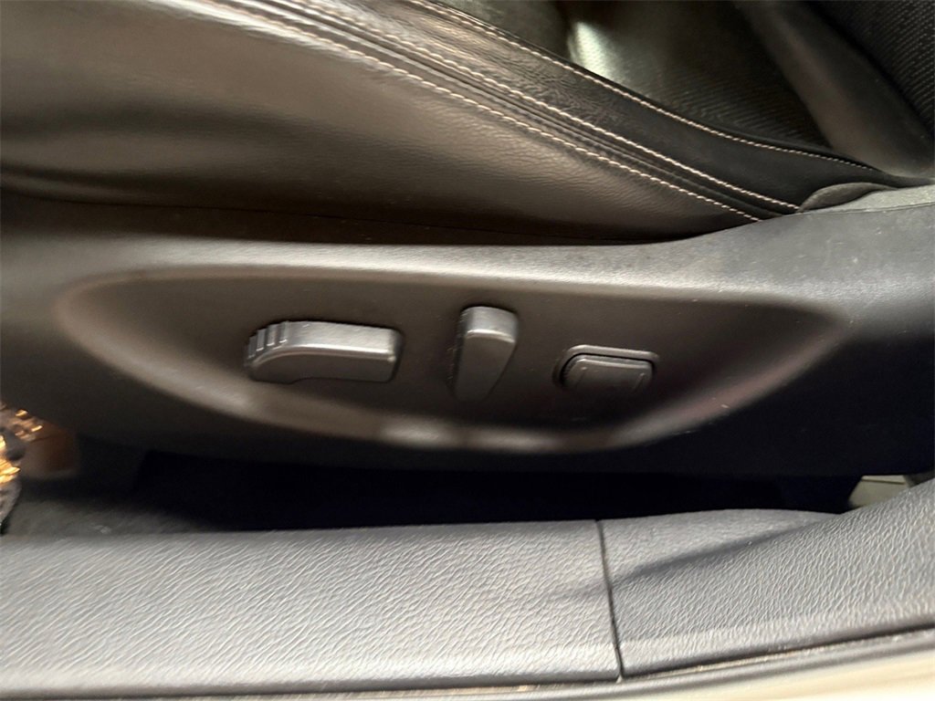 Used 2022 Nissan Maxima SL image 25