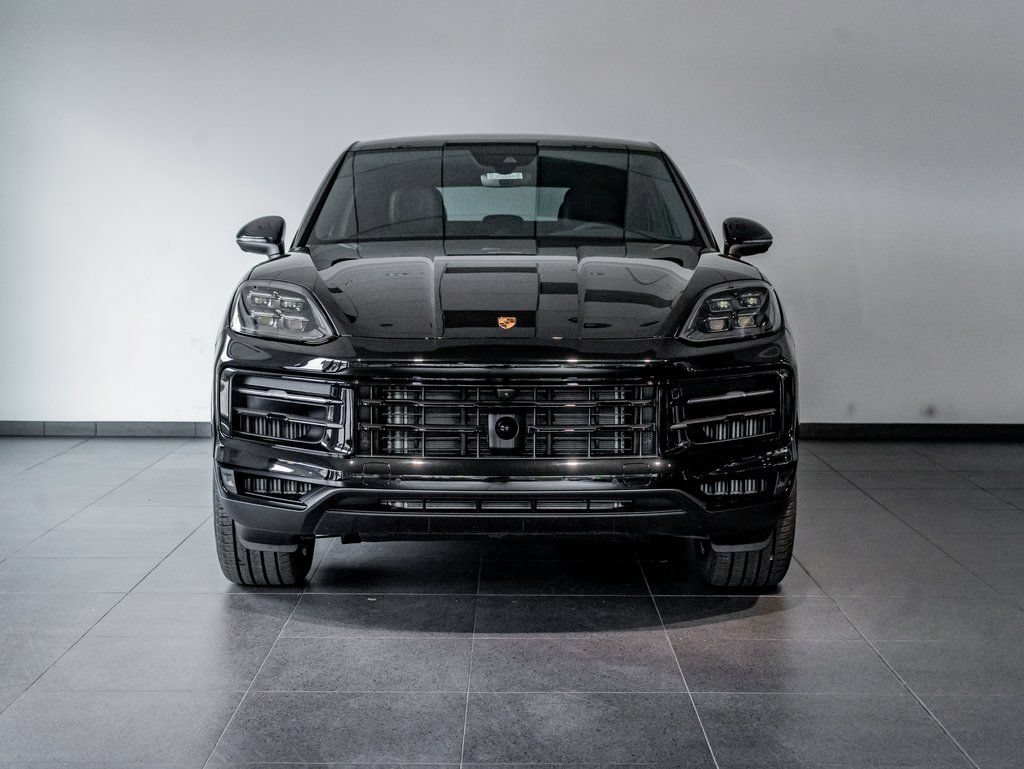 Certified 2025 Porsche Cayenne Coupe AWD/4WD image 10