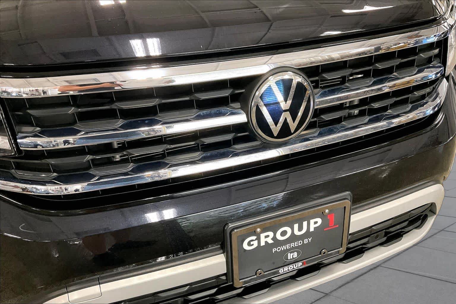 Used 2023 Volkswagen Atlas Cross Sport SE AWD/4WD image 29