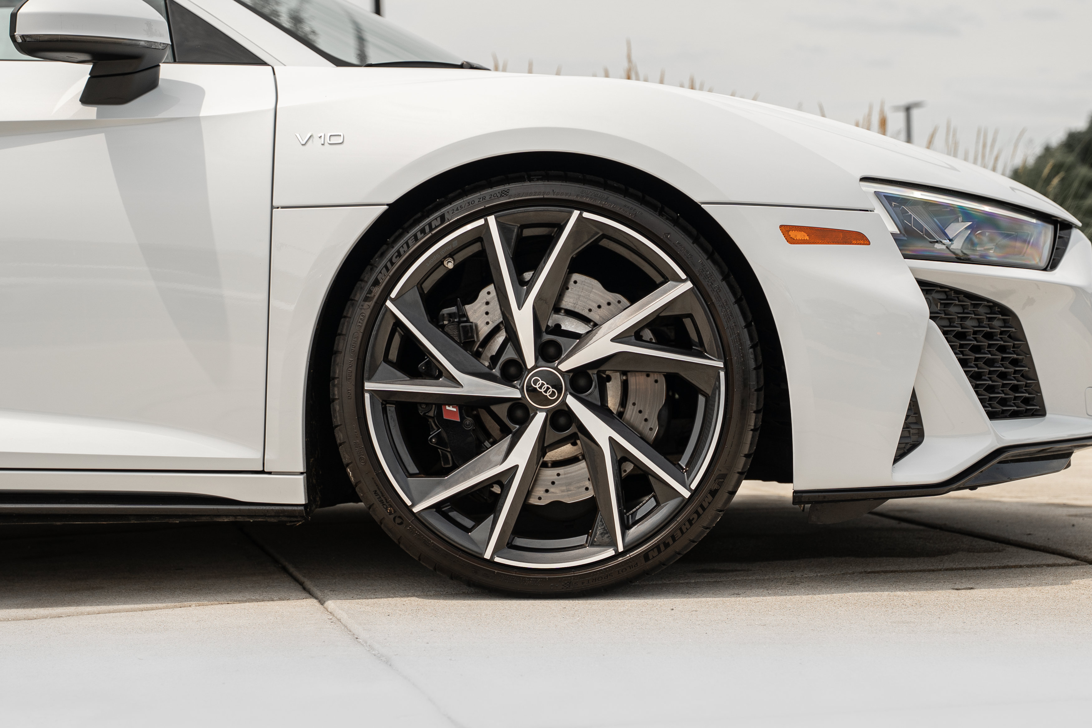 Certified 2023 Audi R8 V10 performance w/ Premium Package RWD image 42