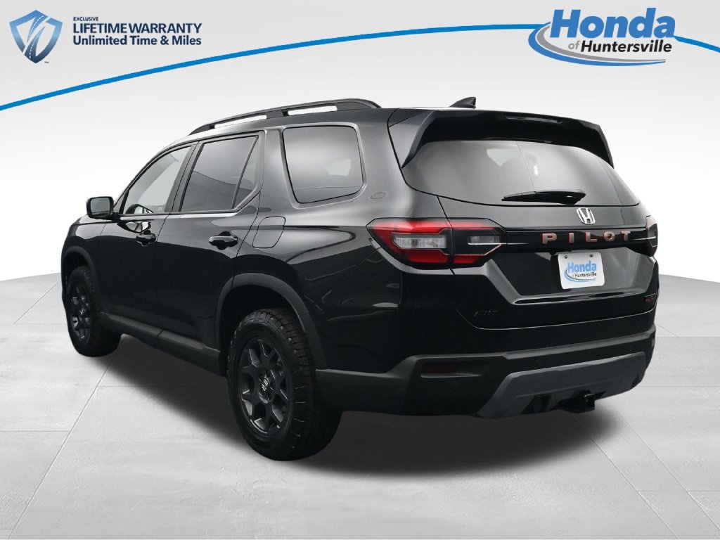 New 2026 Honda Pilot TrailSport image 7