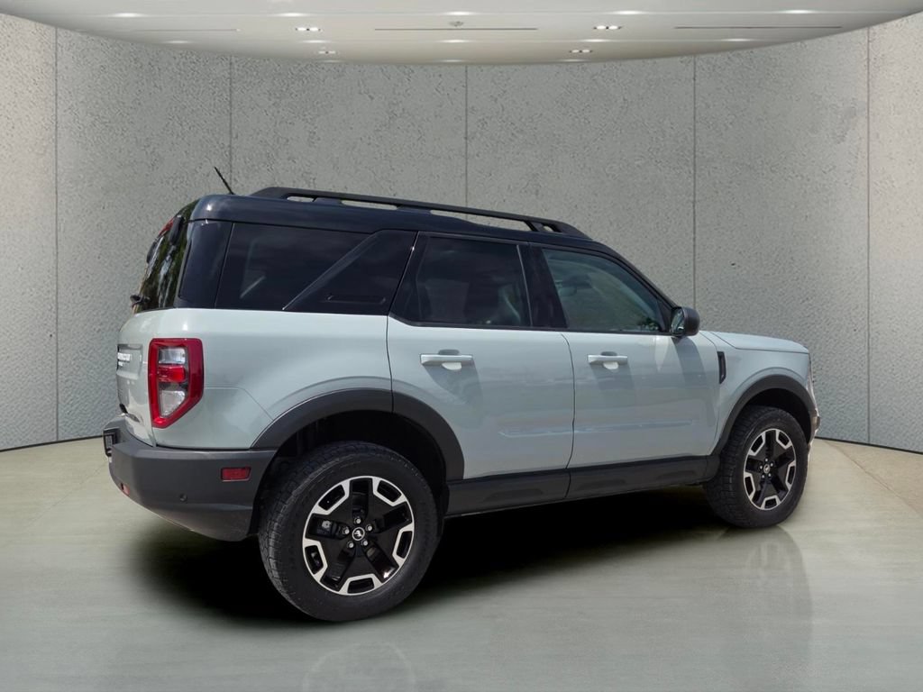 Used 2022 Ford Bronco Sport Outer Banks AWD/4WD image 3