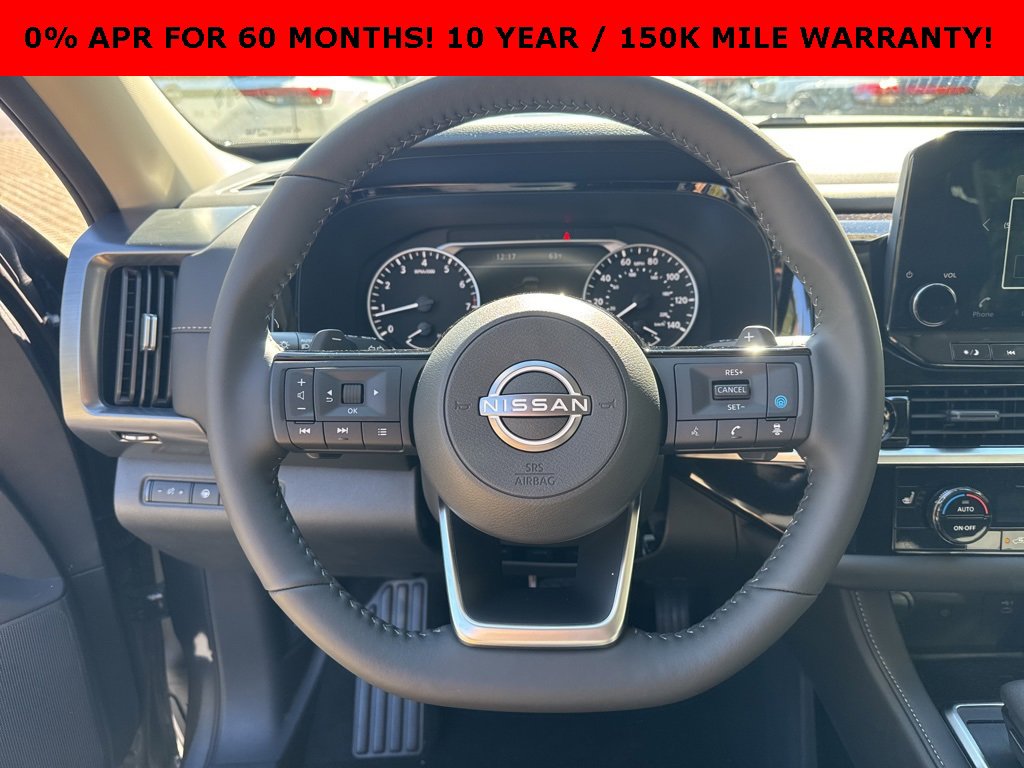 New 2025 Nissan Pathfinder SL w/ Black Appearance Package image 31