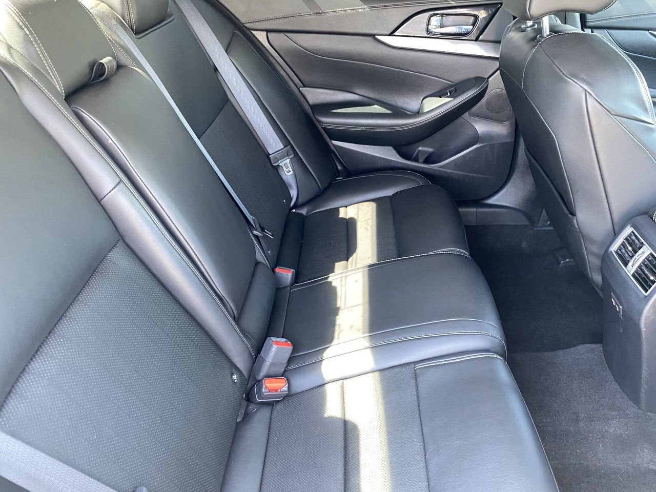 Certified 2023 Nissan Maxima SV w/ Floor Mat Group FWD image 12