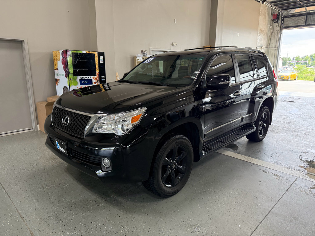 Used 2013 Lexus GX 460 Premium AWD/4WD image 2