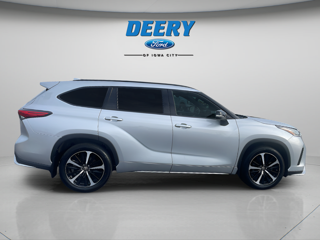 Used 2021 Toyota Highlander XSE AWD/4WD image 7