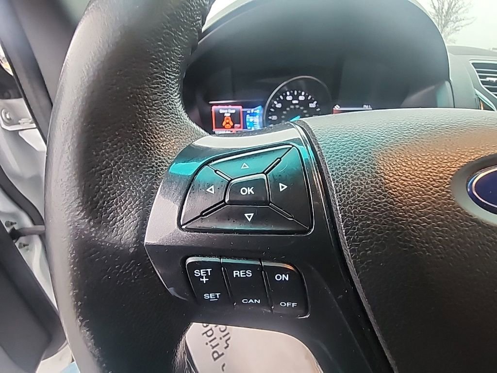 Used 2017 Ford Explorer XLT w/ Equipment Group 202A image 15