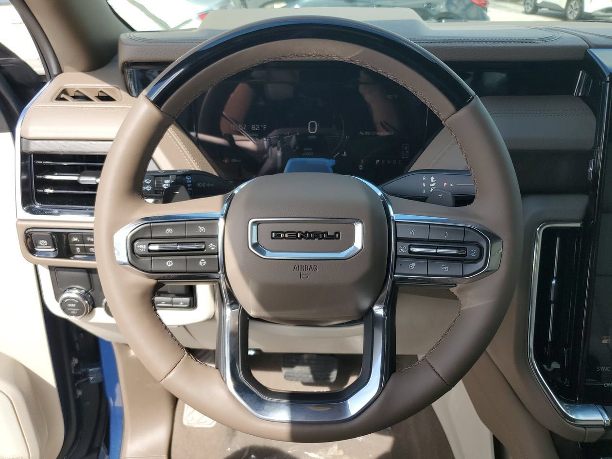New 2026 GMC Yukon XL Denali w/ Denali Reserve Package RWD image 21