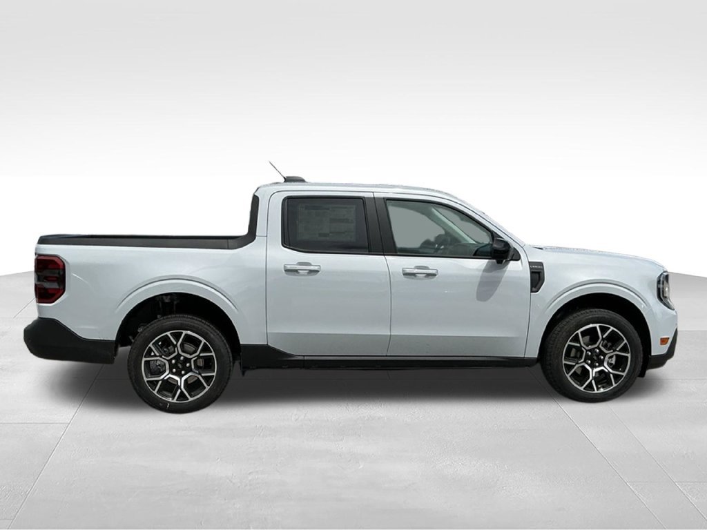 New 2026 Ford Maverick Lariat w/ 4K Tow Package AWD/4WD image 9
