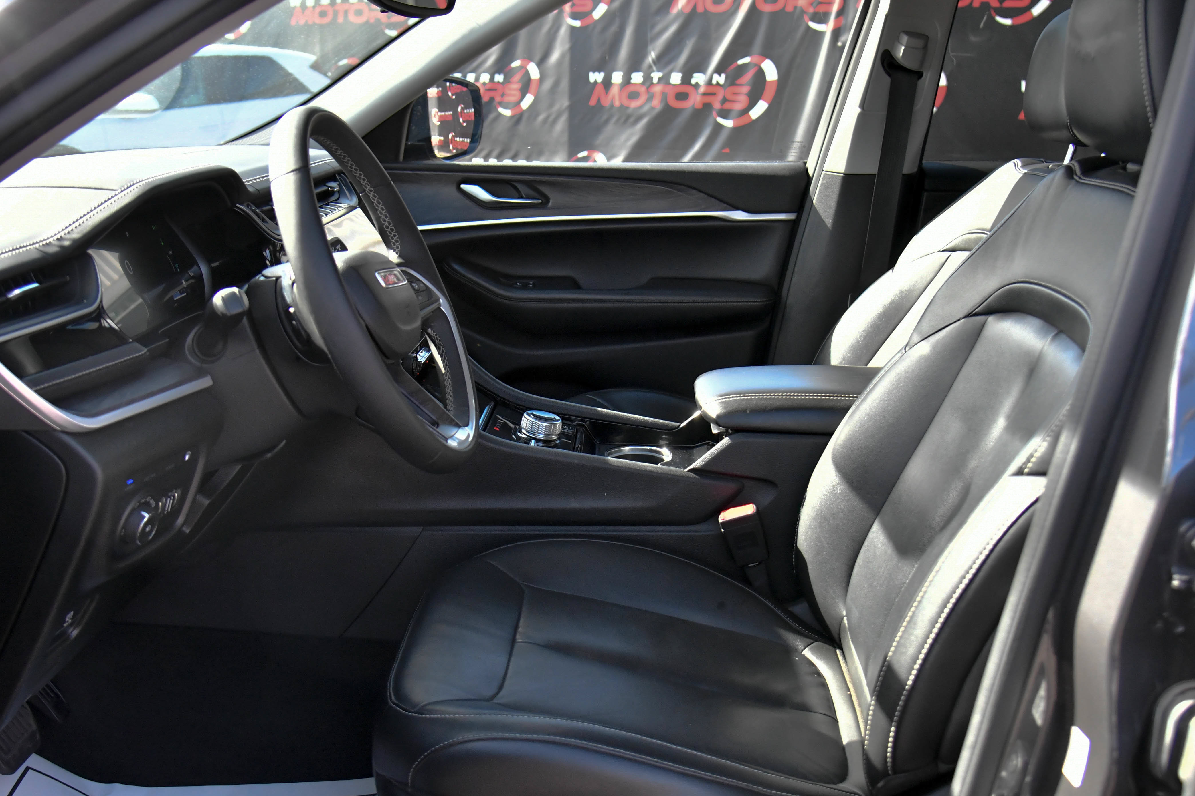Used 2022 Jeep Grand Cherokee Limited 4xe w/ MOPAR Finishing Package AWD/4WD image 19