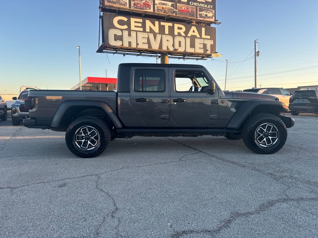 Used 2024 Jeep Gladiator Rubicon w/ Technology Group image 6