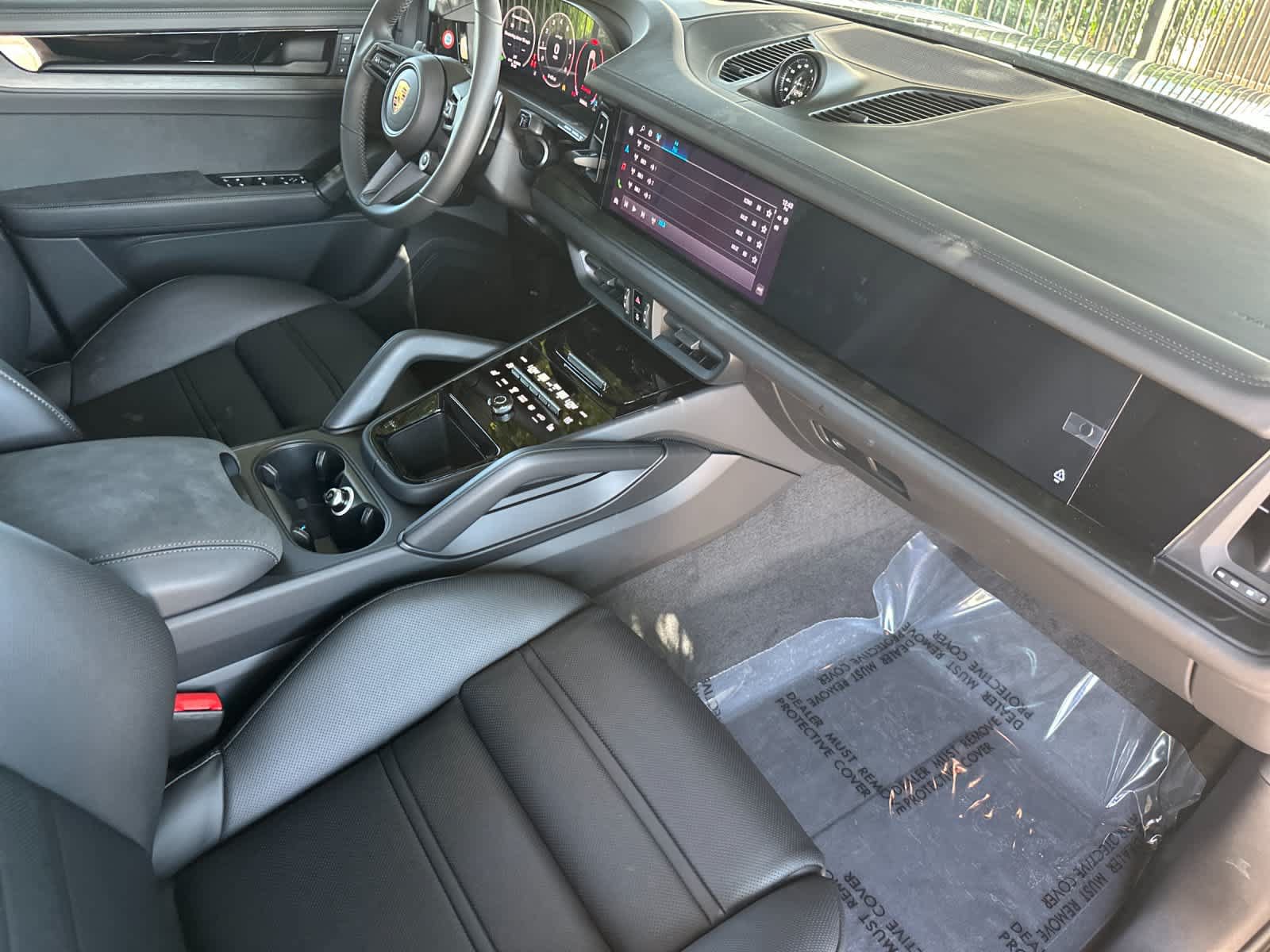 New 2026 Porsche Cayenne GTS AWD/4WD image 17
