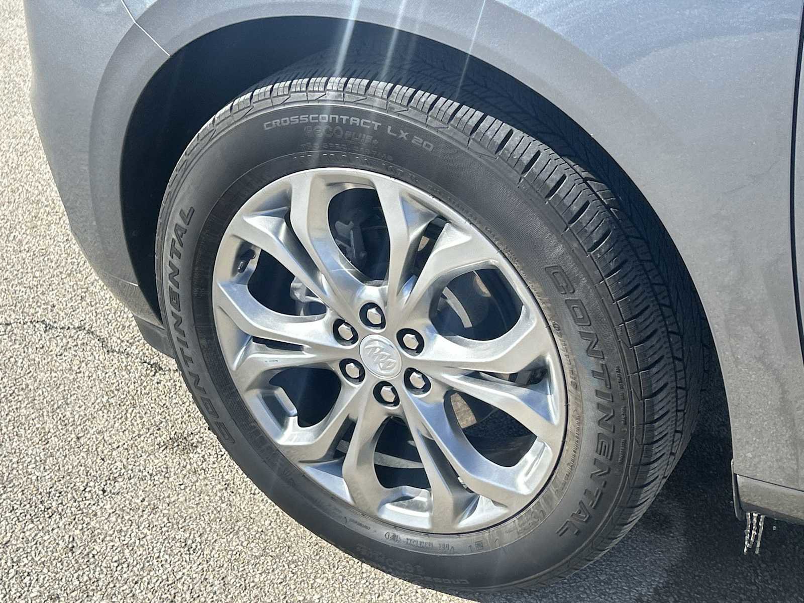 Used 2021 Buick Enclave Avenir w/ Avenir Technology Package image 32