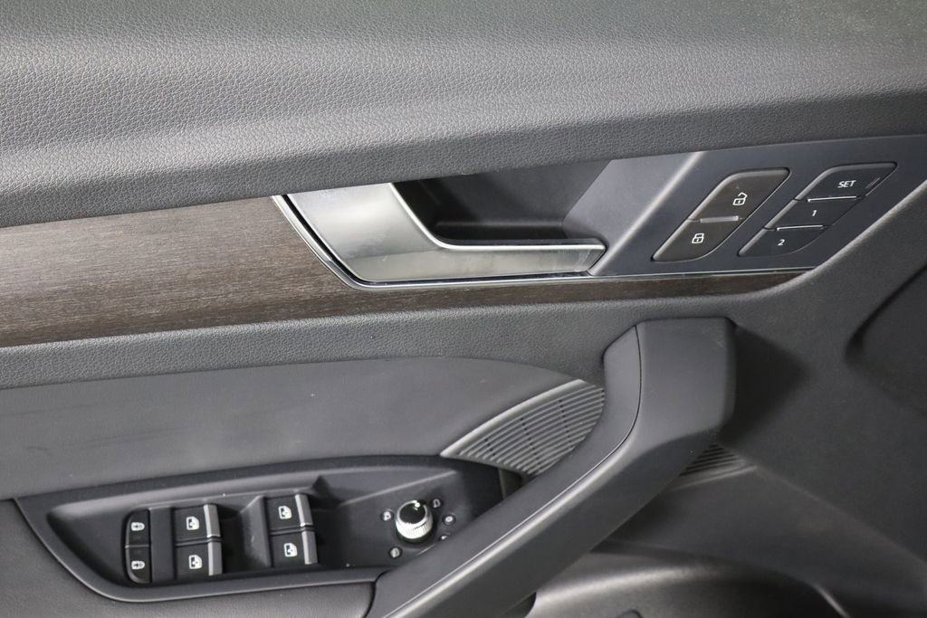 Used 2024 Audi Q5 2.0T Premium Plus image 21