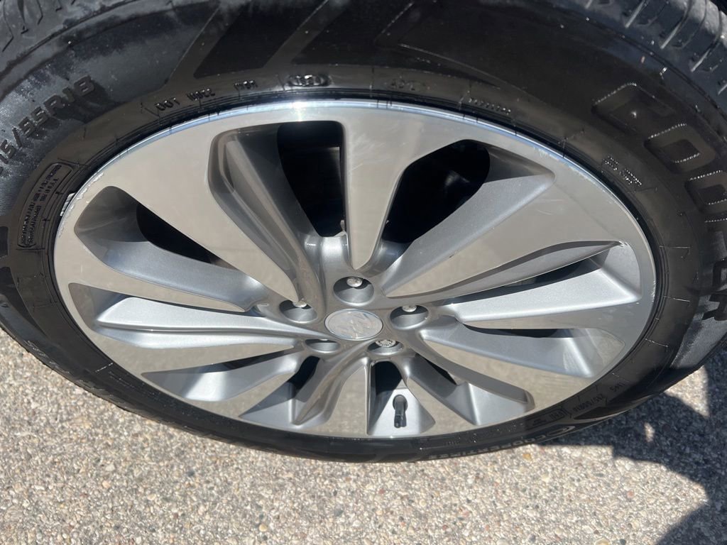 Used 2019 Buick Encore Preferred AWD/4WD image 37