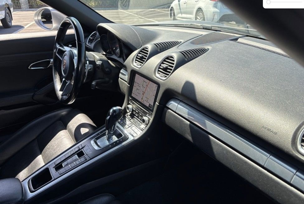 Used 2017 Porsche 718 Boxster S RWD image 10