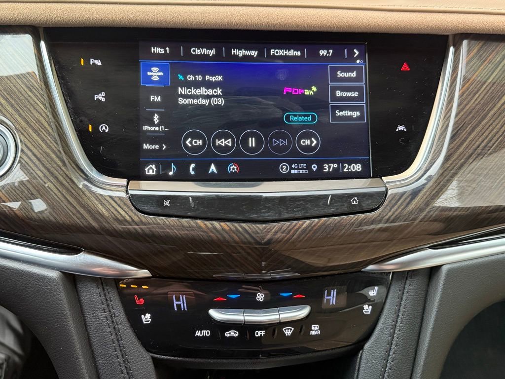 Used 2024 Cadillac XT6 Sport image 12